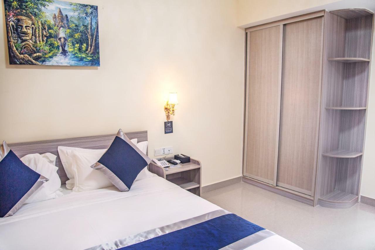 City Comfort Hotel Phnom Penh Airport Bagian luar foto