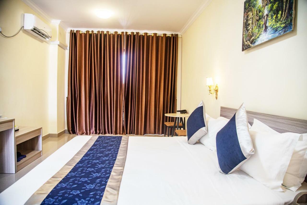 City Comfort Hotel Phnom Penh Airport Bagian luar foto
