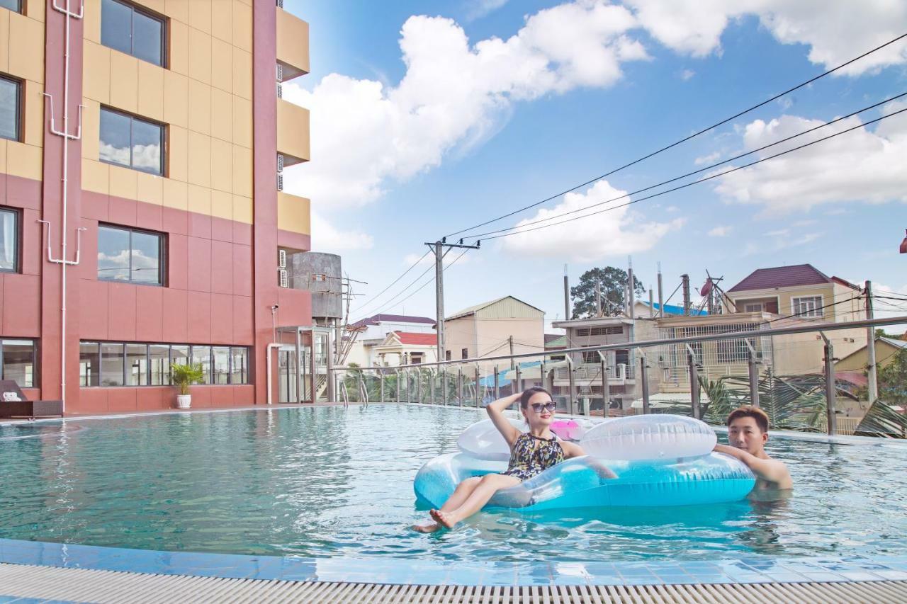 City Comfort Hotel Phnom Penh Airport Bagian luar foto