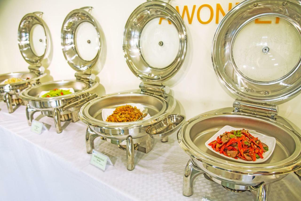 City Comfort Hotel Phnom Penh Airport Bagian luar foto