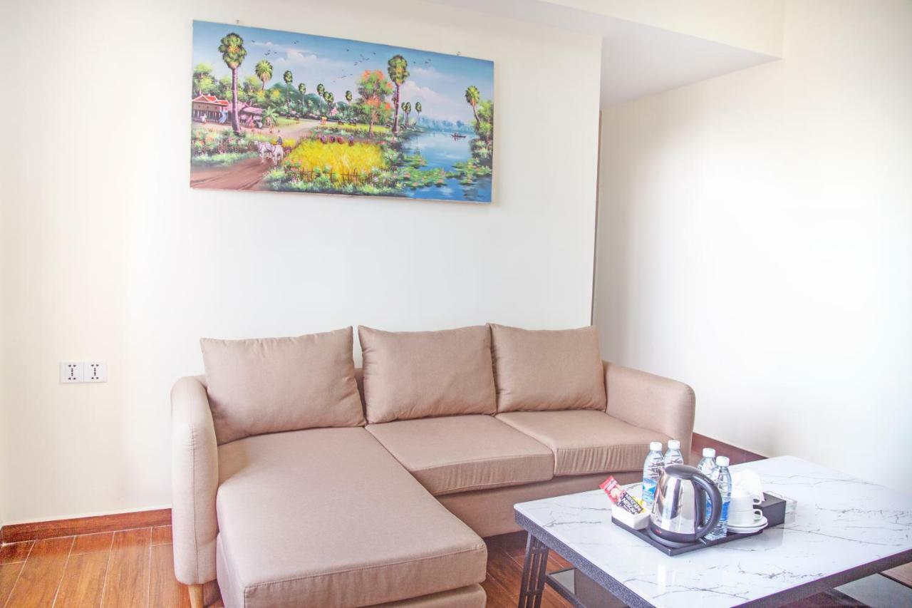 City Comfort Hotel Phnom Penh Airport Bagian luar foto