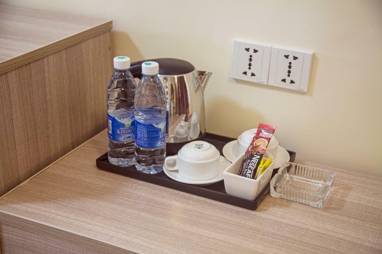 City Comfort Hotel Phnom Penh Airport Bagian luar foto